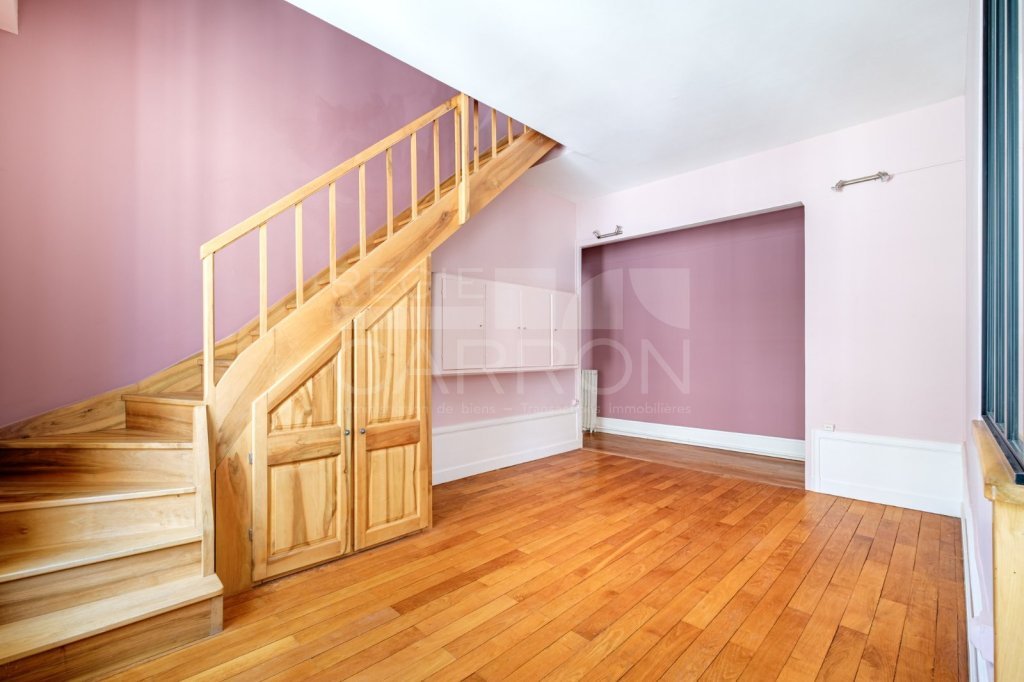 Duplex de 5 pièces  - 2 chambres et 2 bureaux A VENDRE - LYON 6EME ARRONDISSEMENT - 97 m2 - 495 000 &euro;