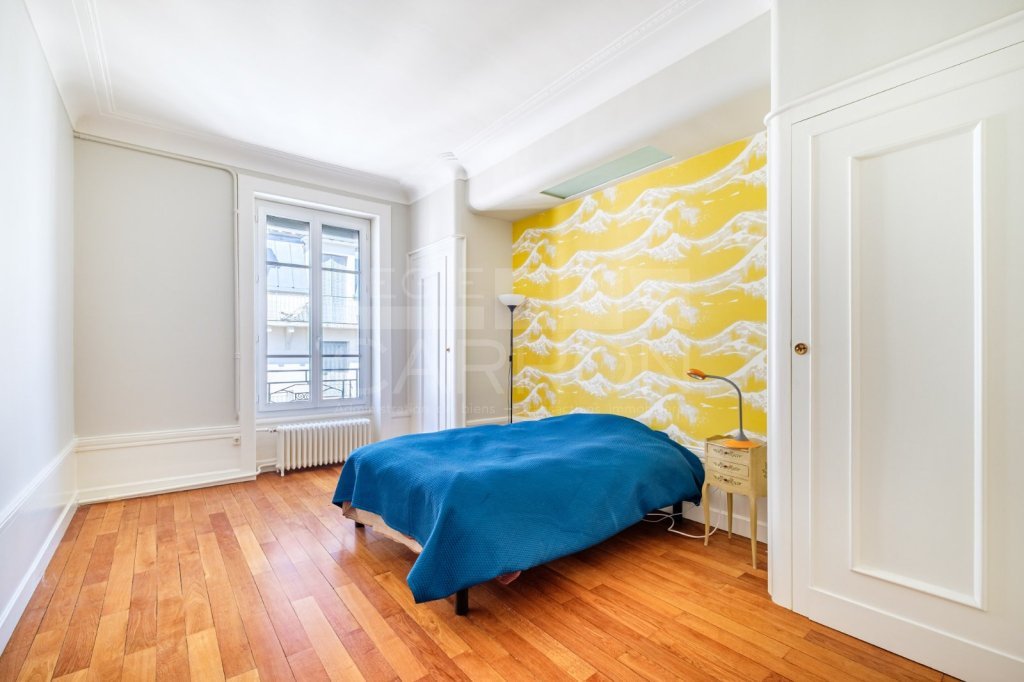 Duplex de 5 pièces  - 2 chambres et 2 bureaux A VENDRE - LYON 6EME ARRONDISSEMENT - 97 m2 - 495 000 &euro;