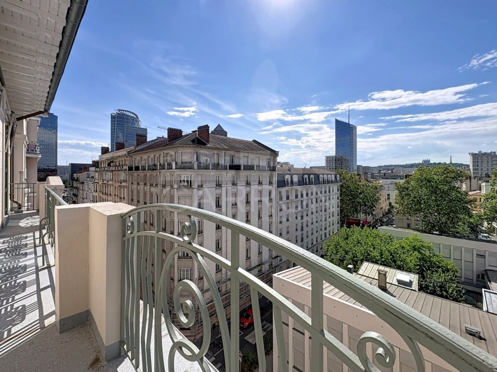 APPARTEMENT T5 A VENDRE - LYON 6EME ARRONDISSEMENT - 136 m2 - 785 000 &euro;
