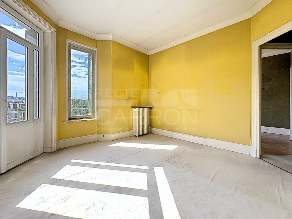 APPARTEMENT T5 A VENDRE - LYON 6EME ARRONDISSEMENT - 136 m2 - 785 000 &euro;