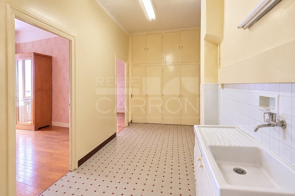 APPARTEMENT T6 A VENDRE - LYON 4EME ARRONDISSEMENT - 91 m2 - 375 000 &euro;