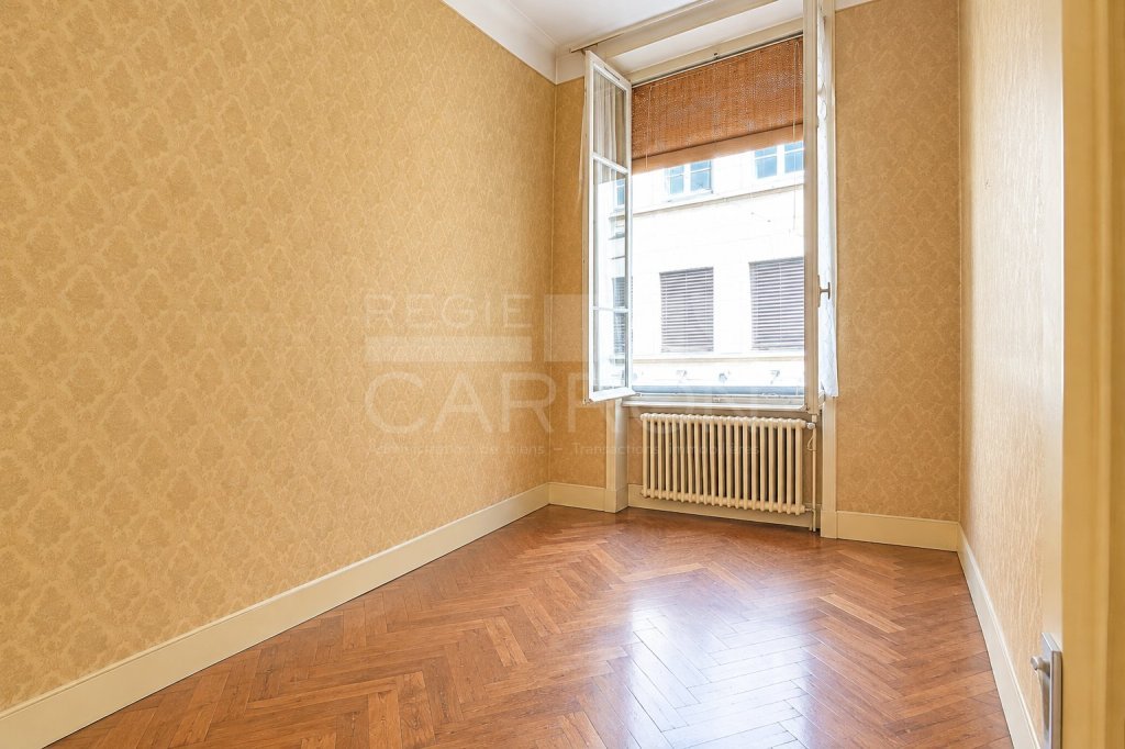 APPARTEMENT T6 A VENDRE - LYON 4EME ARRONDISSEMENT - 91 m2 - 375 000 &euro;